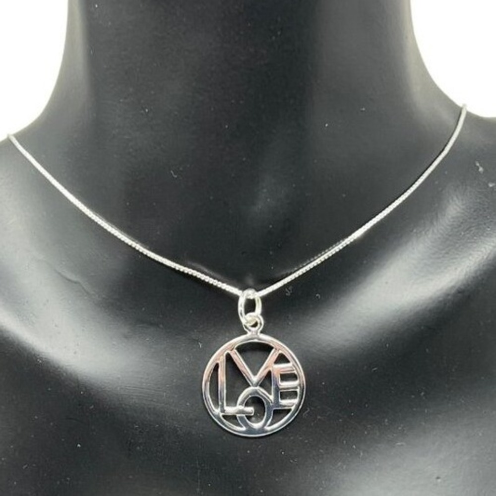 Love‎ Necklace 18" Silver Tone Chain Round Circle Pendant